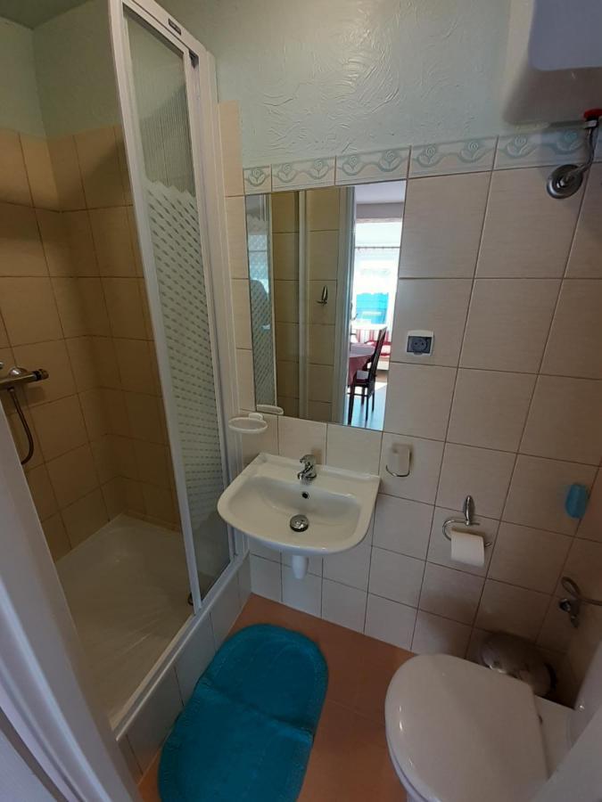 Wynajem Apartamentow I Pokoi. Apartment *