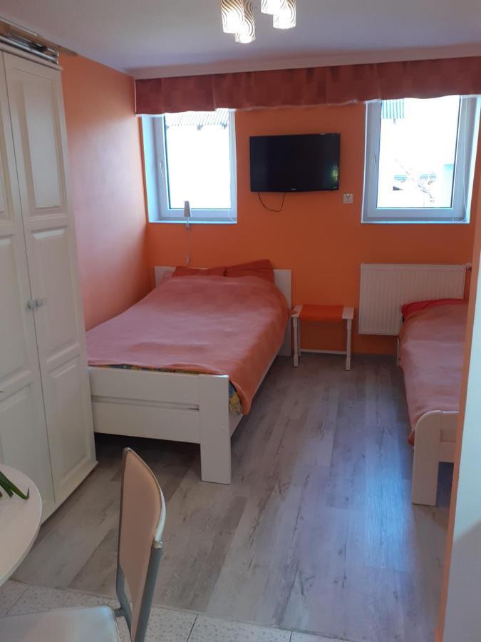 Wynajem Apartamentow I Pokoi. Apartment Ustronie Morskie