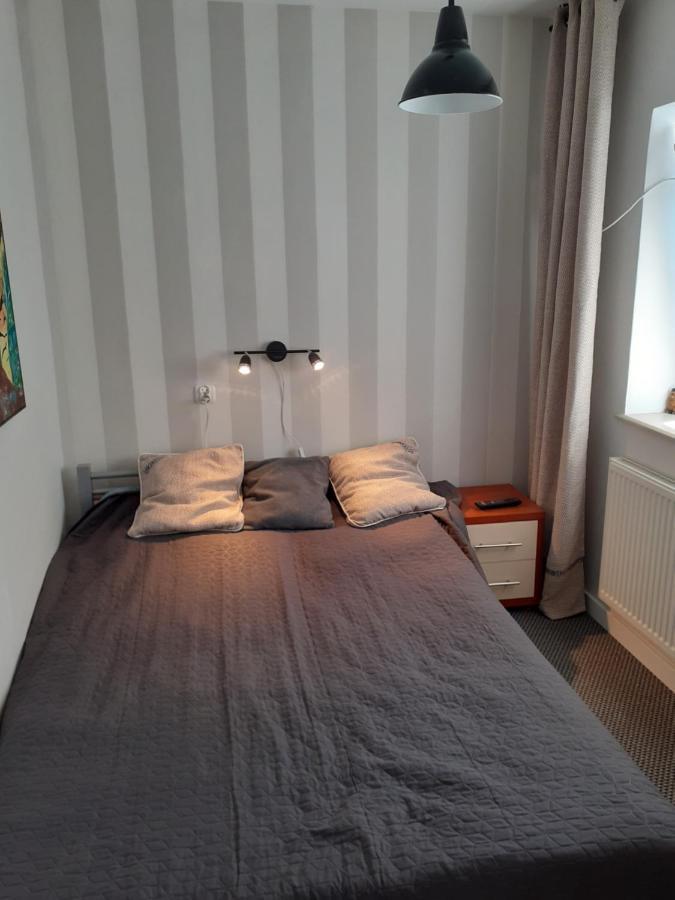 Wynajem Apartamentow I Pokoi.