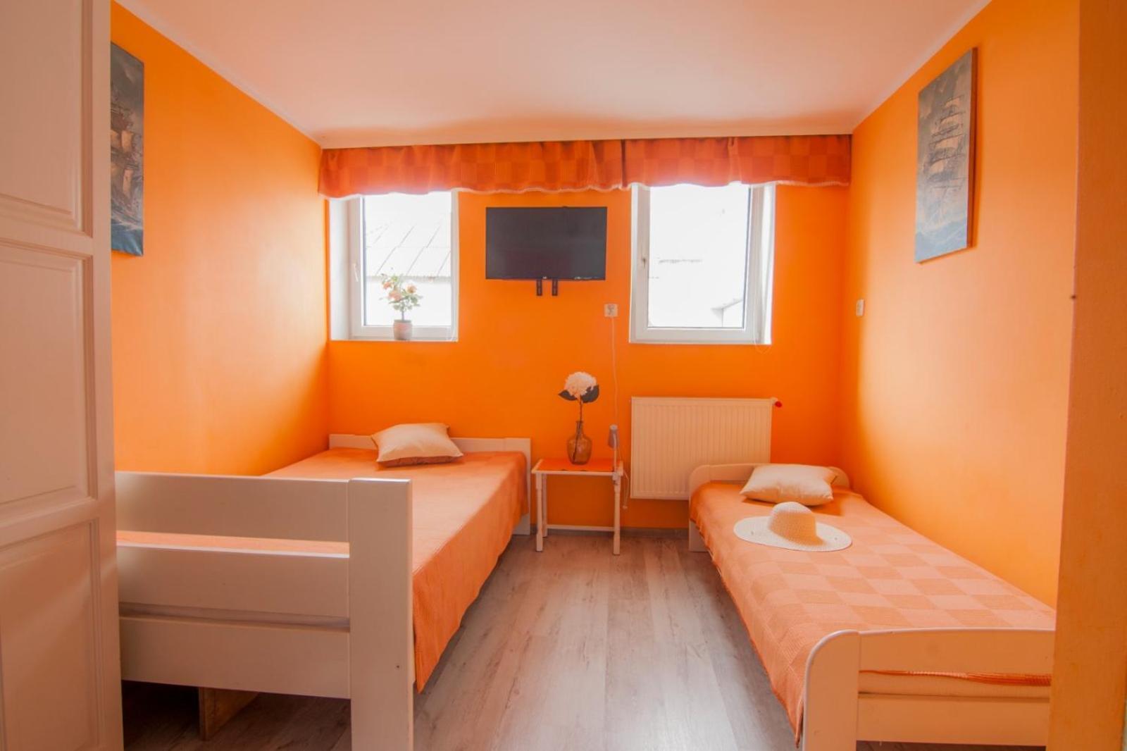 Wynajem Apartamentow I Pokoi. Apartment
