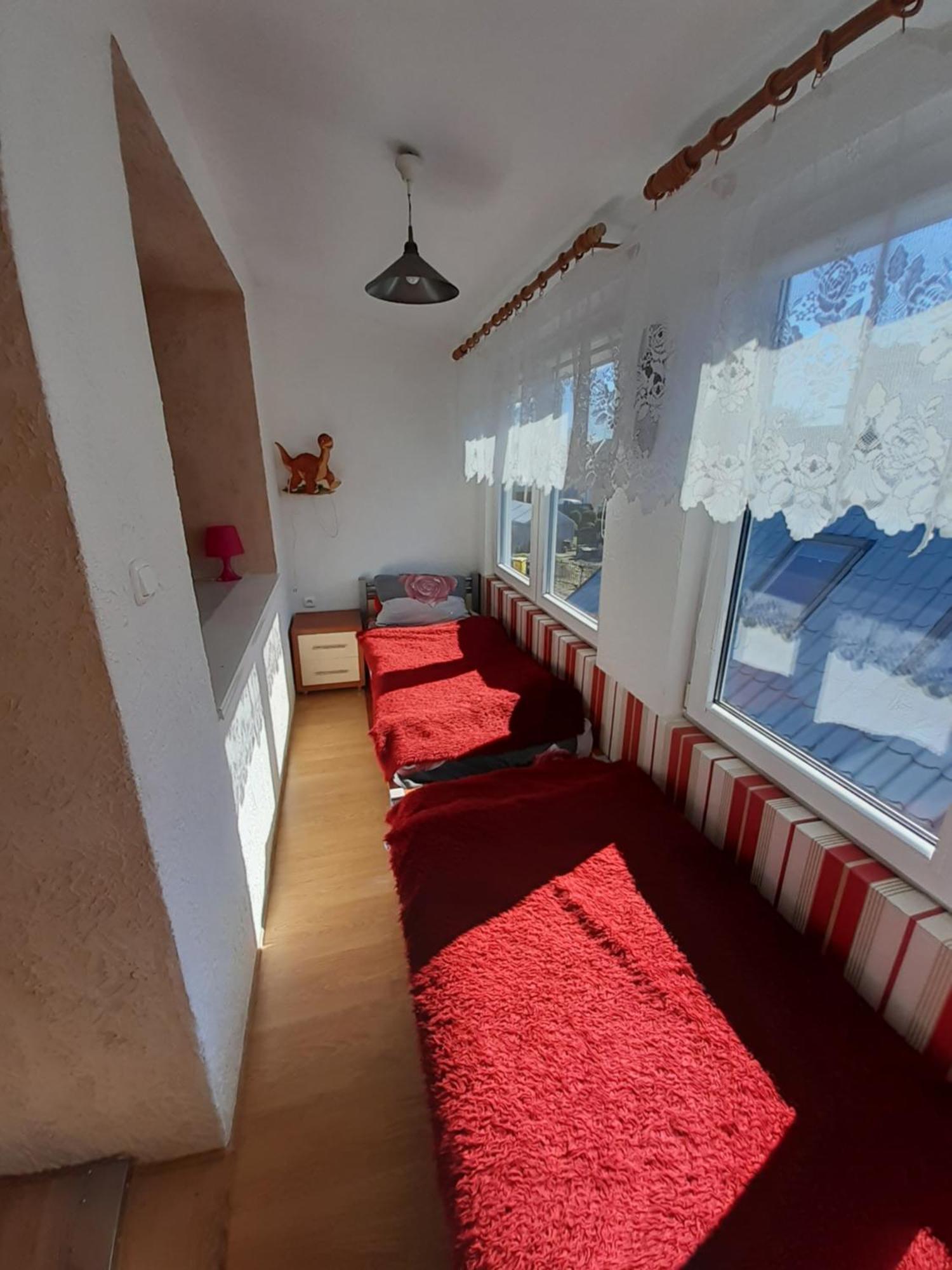 Wynajem Apartamentow I Pokoi.
